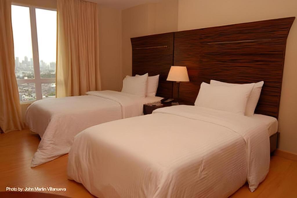 Lancaster Hotel Manila Mandaluyong Extérieur photo